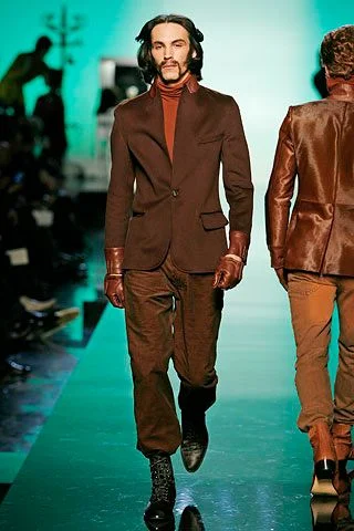 Look 3